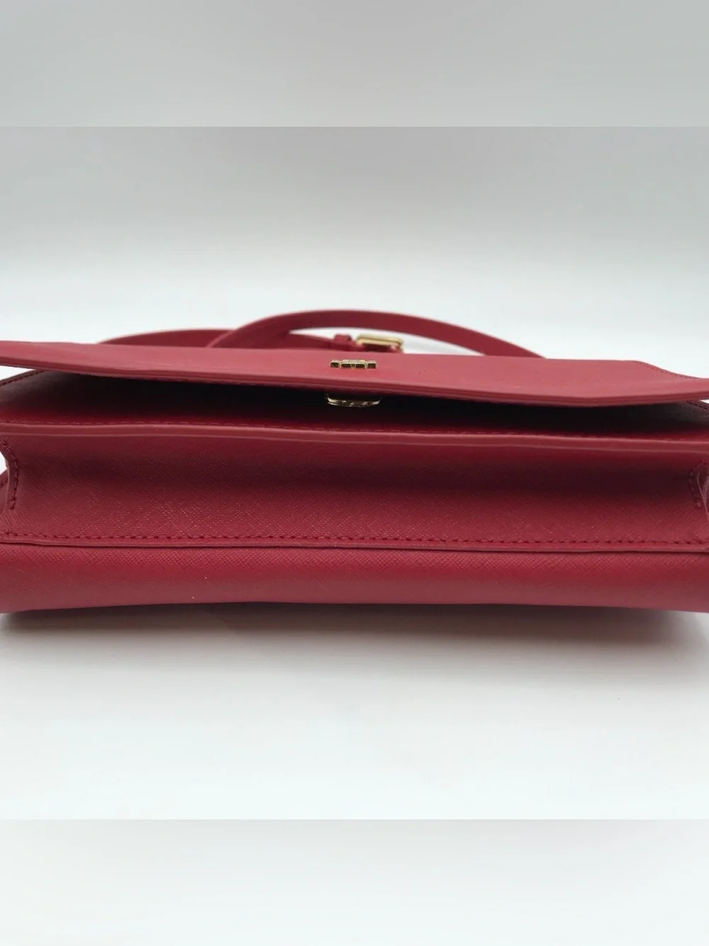 Tory Burch Red Saffiano Leather Crossbody Wallet On Chain Clutch Purse Gold Logo